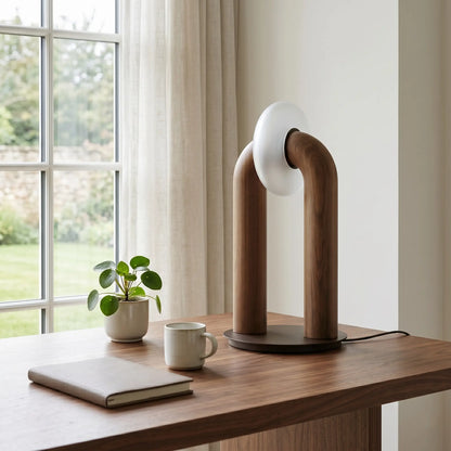 Lampe de bureau bois frêne Arcus design minimaliste lumière naturelle